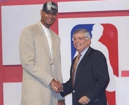 对防守反击 对防守反击